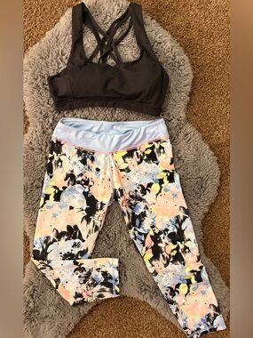 Floral Print Performance Leggings - Pastel Multi
